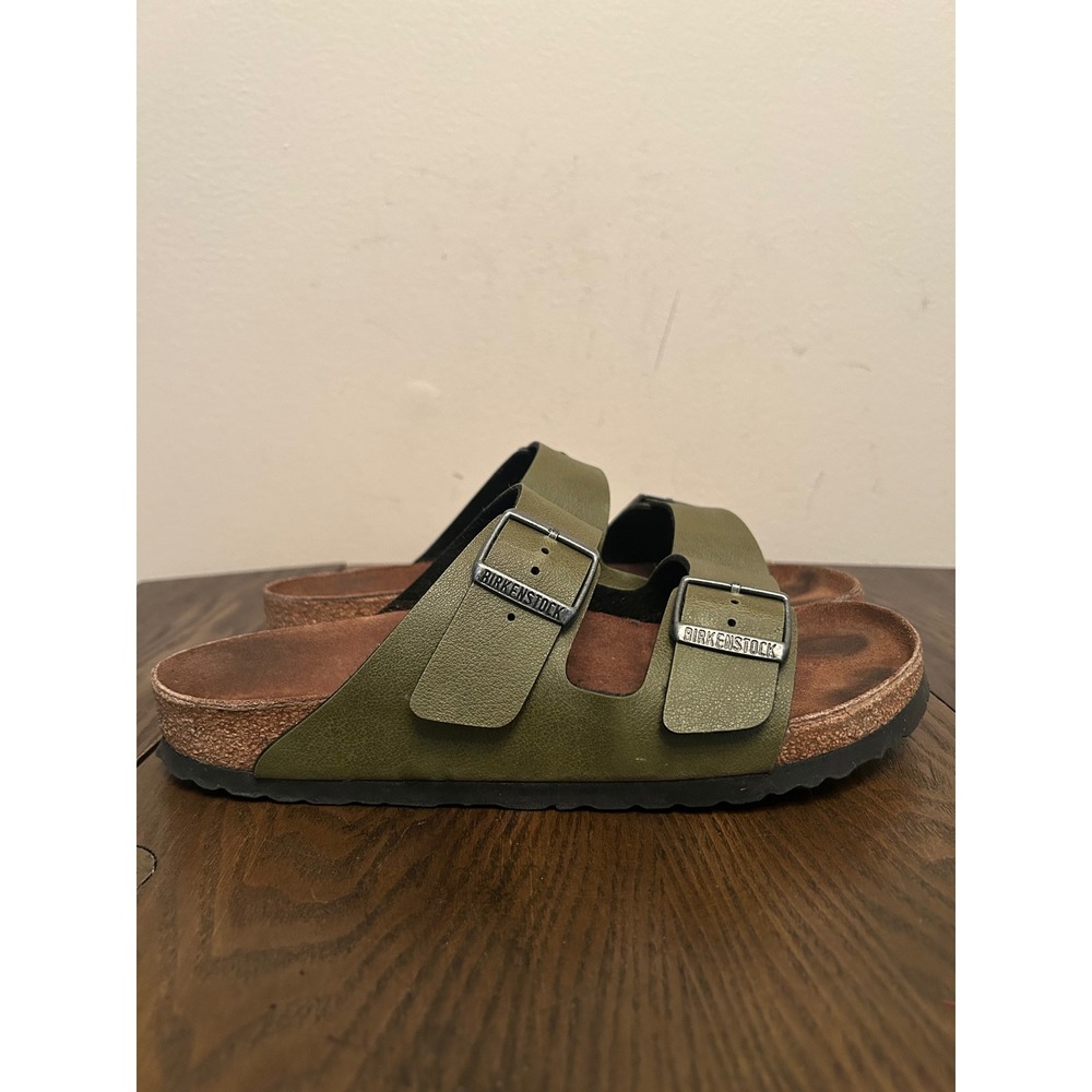 Birkenstock Arizona Sandals featuring two straps Olive Green Women's 9 Men's 7 - Picture 12 of 15